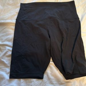 Lulu lemon biker short